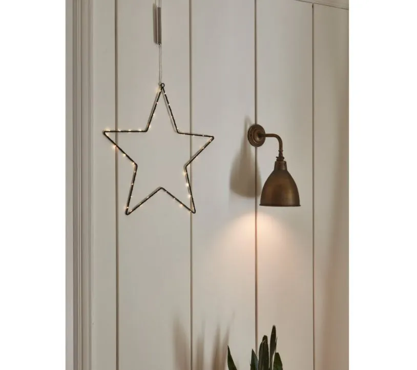 Metal Star LED Light Decoration - Battery Powered - 45cm