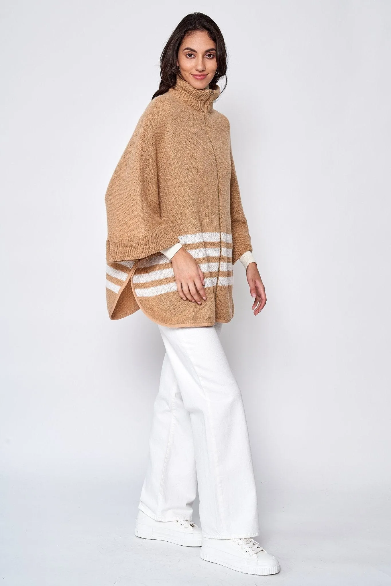 ZCK320012 Sporty Bordered Zip Up Knit Kimono